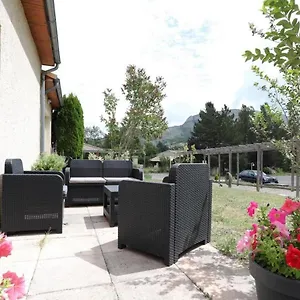 Les Portes De La Meouge Anciennement Le Serpolet Hotel