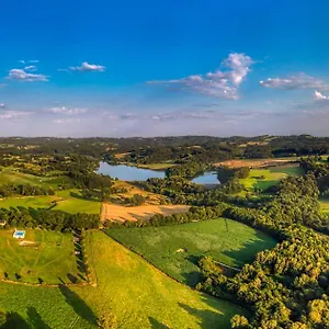 Bed & Breakfast Domaine Les Teuilleres Lacam-dʼOurcet